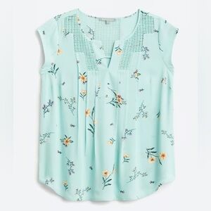 Daniel Rainn Mint Floral Cap-Sleeve Blouse